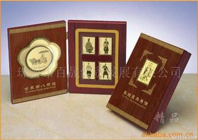 商務禮品怎么選？木質筆筒與名片盒的定制與包裝指南